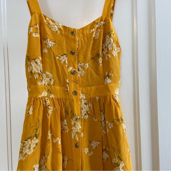 Madewell Silk Fleur mini dress - Picture 3 of 5